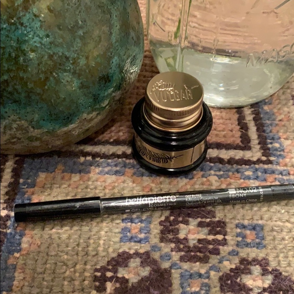 Gel eyeliners